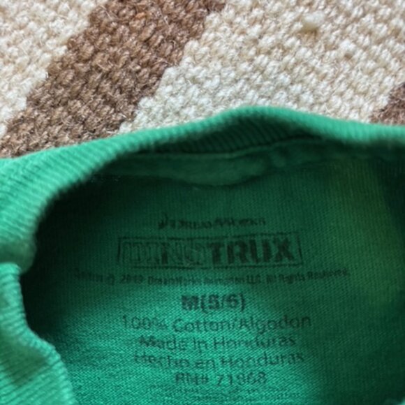 Boy 5T T-Shirt Tee Lot / Budle - Picture 9 of 15